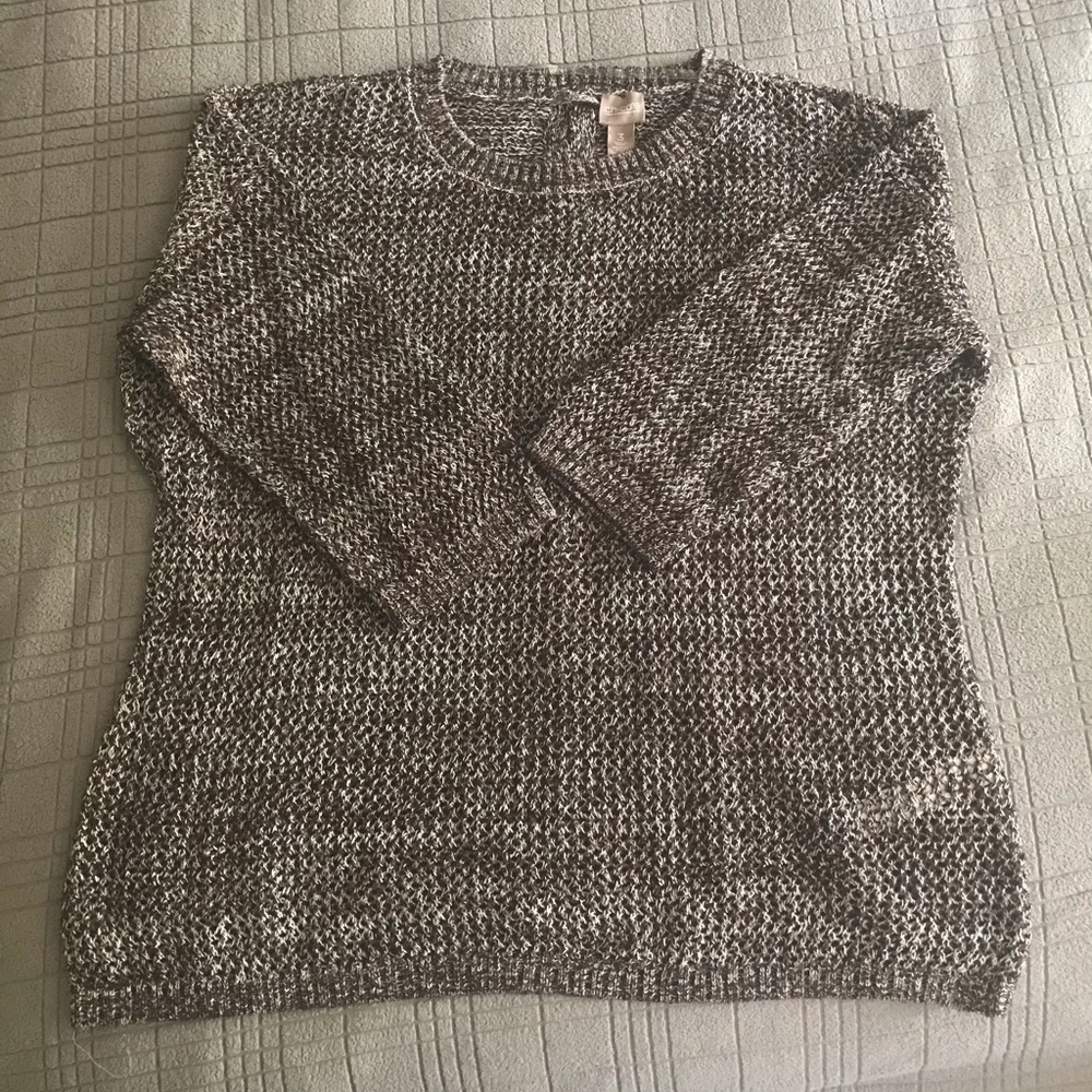 Chico’s light weight, weaved summer sweater.